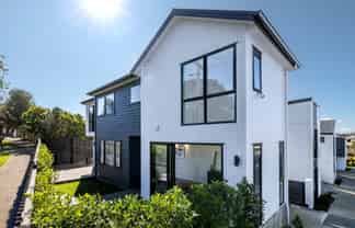 16A Silverton Avenue, Waiotaiki Bay