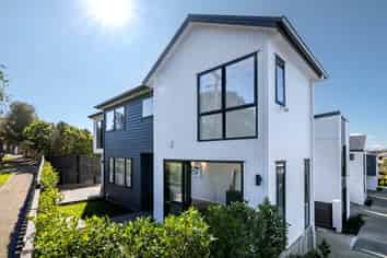 16A Silverton Avenue, Waiotaiki Bay
