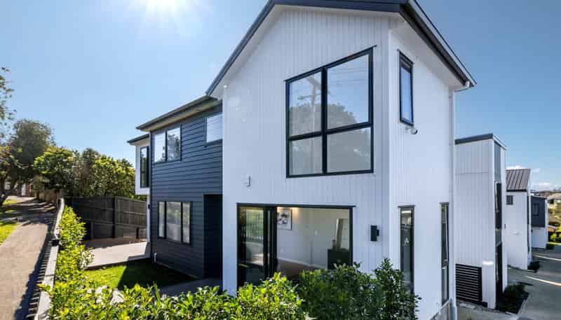 16A Silverton Avenue, Waiotaiki Bay