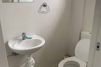 B1/13 Lovell Court, Rosedale