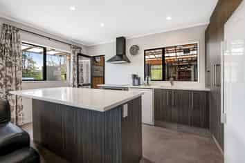 207 Mangakura Road, Helensville