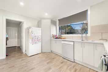 8 Helena Street, Lumsden