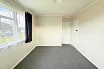 16 Burns Street, Tawhero