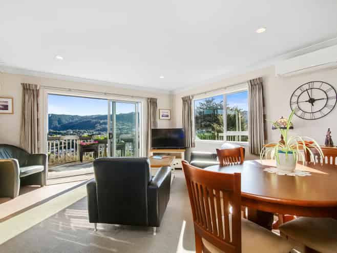 22A Bartlett Grove, Tawa