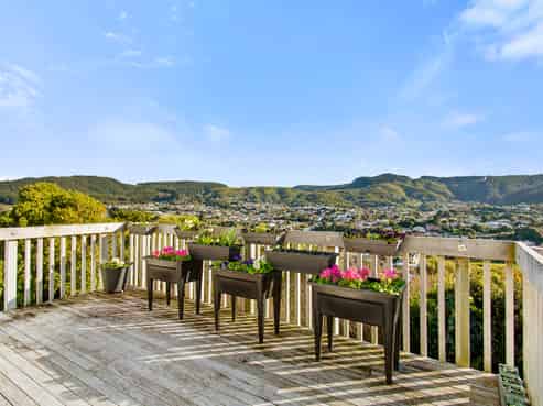 22A Bartlett Grove, Tawa