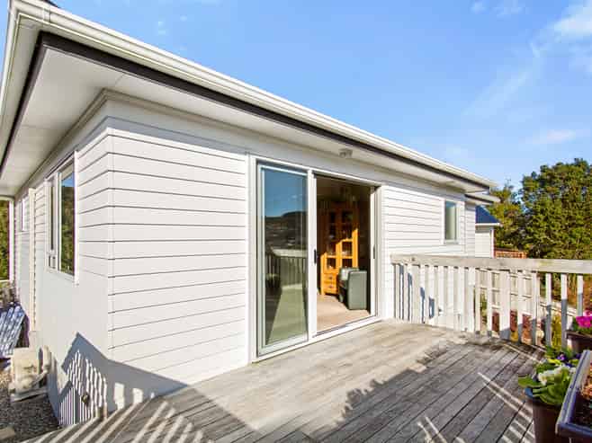 22A Bartlett Grove, Tawa