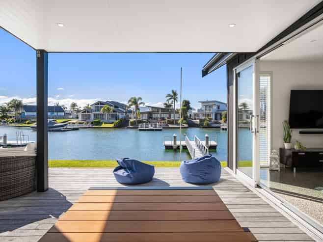 150 Waterways Parade, Pauanui