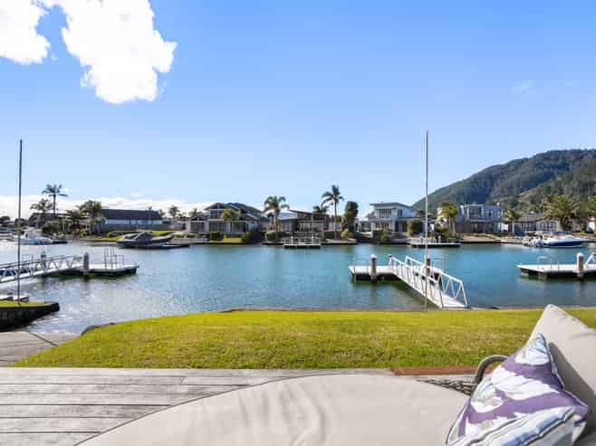 150 Waterways Parade, Pauanui