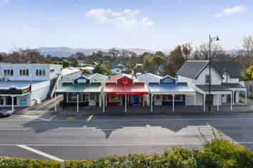 Fully Leased Main Street Investment