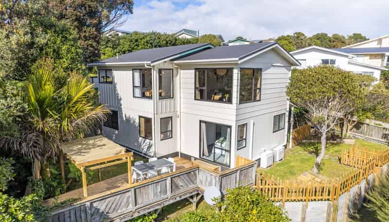 79 Sea Vista Drive, Pukerua Bay