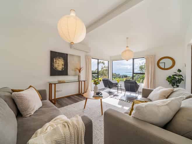 79 Sea Vista Drive, Pukerua Bay