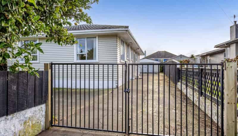 17 Karaka Street, Hawera