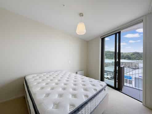 206/2 Campbell Terrace, Petone