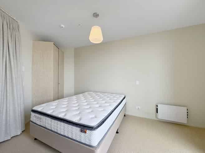 206/2 Campbell Terrace, Petone