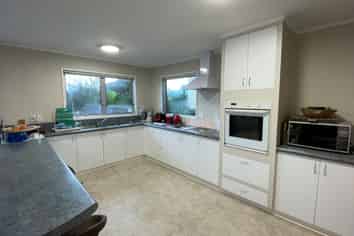 38 Sea Spray Drive, Bucklands Beach