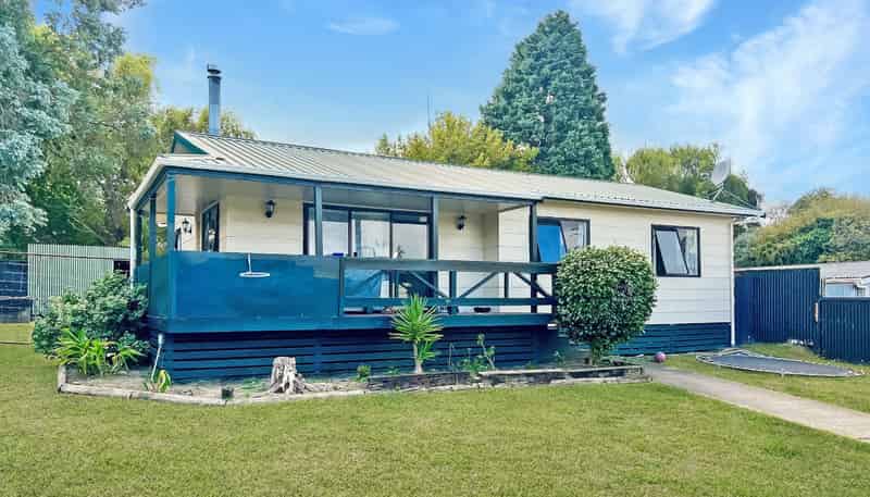 19 Vera Street, Marton