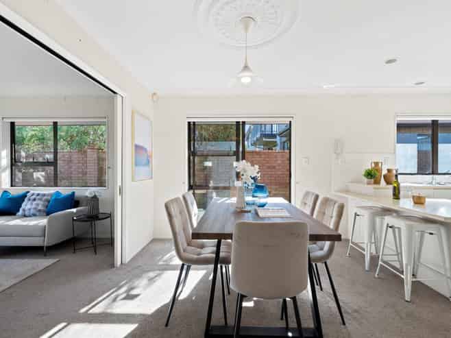 2/23 Queen Mary Avenue, Epsom