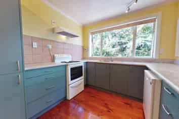 b/469 Ohiro Road, Brooklyn