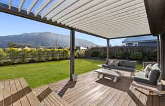 16 Sentinel Drive, Lake Hawea