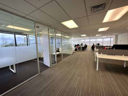 Easily accessible Ellerslie workplace