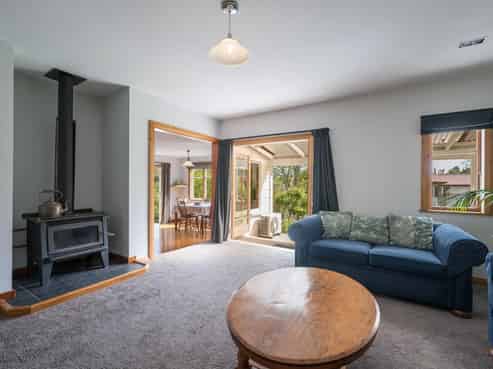 322 Eighty Eight Valley Road, Wakefield