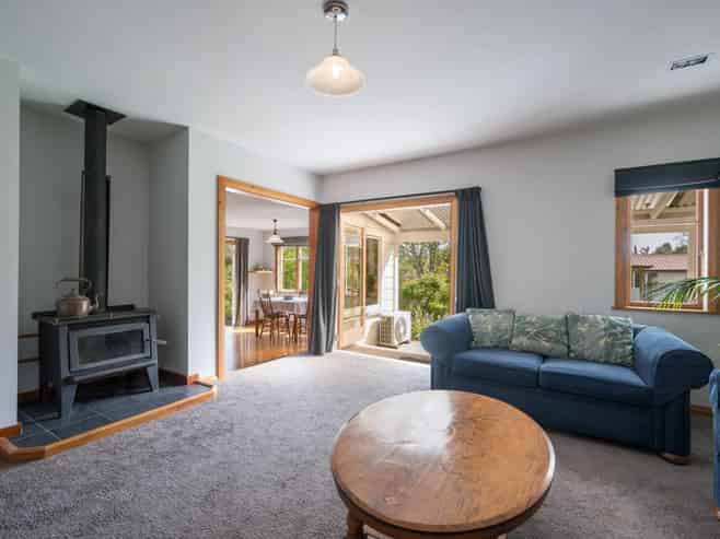 322 Eighty Eight Valley Road, Wakefield