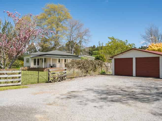 322 Eighty Eight Valley Road, Wakefield