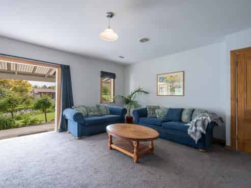 322 Eighty Eight Valley Road, Wakefield