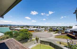 24 Lydia Place, Kelvin Grove