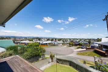24 Lydia Place, Kelvin Grove