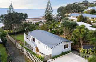 79 Duncansby Road, Stanmore Bay