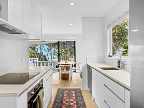 79 Duncansby Road, Stanmore Bay