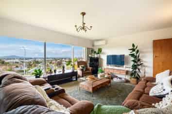 520 Glenfield Road, Glenfield