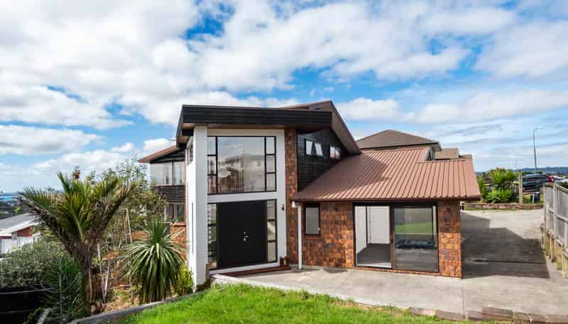 4 Gordon Stanley Drive, Massey