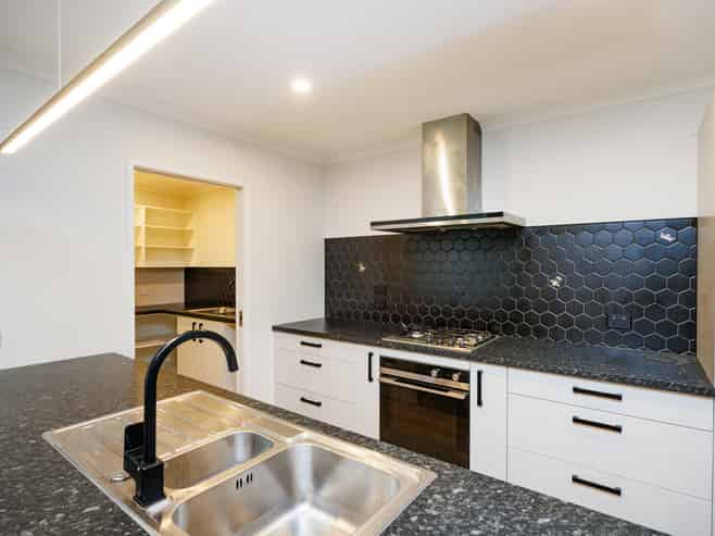 16A Rayner Lane, Marton