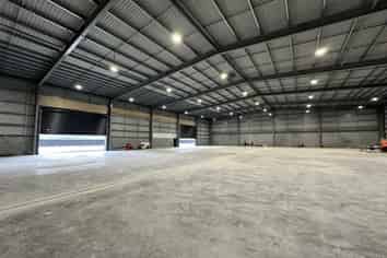 New Build Warehouse with Yard