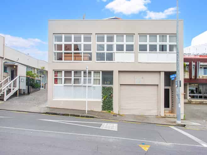 8/12 East Street, Auckland Central