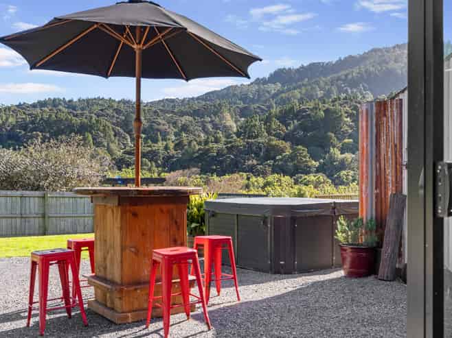 127 Bethells Road, Waitakere
