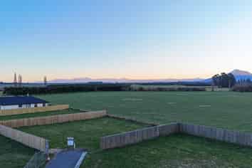 8 Elmwood Farm Lane, Methven