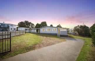 5 Rondorlyn Place, Manurewa
