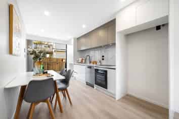 25C Oteha Valley Road, Northcross