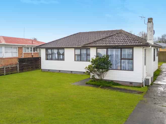 9 Michelle Place, Mangere