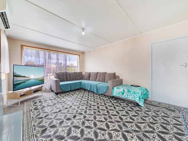 9 Michelle Place, Mangere