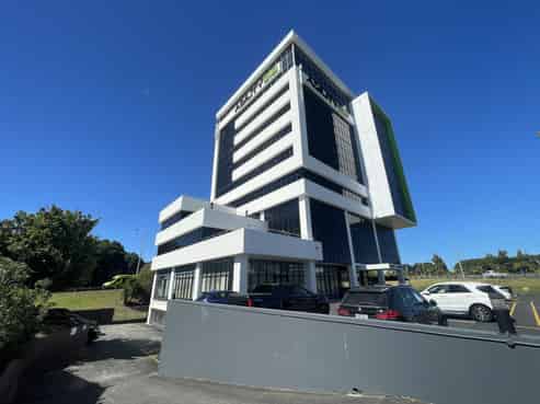 Top Floor Office in Ellerslie - Stunning View