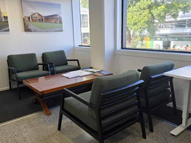 Modern first-floor office on Elizabeth