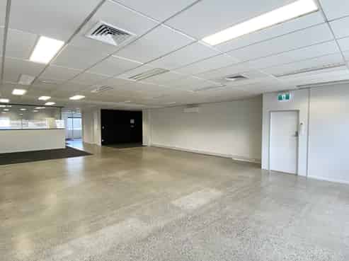 Modern, light-filled, central office