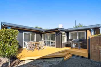 4 Swindells Road, Waikuku Beach