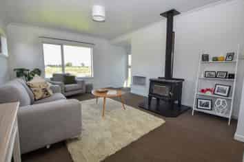 28 Andersons Line , Carterton