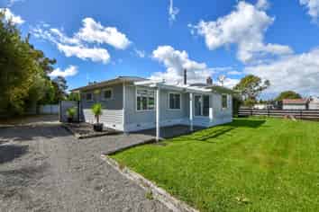 28 Andersons Line , Carterton