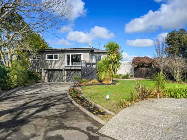 12 Kent Crescent, Awapuni
